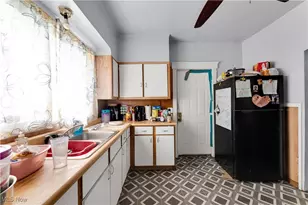 7407 Camden Ave, Loveland, OH 44102 - Photo 13