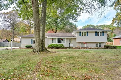 7692 W Parkside Drive, Boardman, OH 44512 - Photo 1