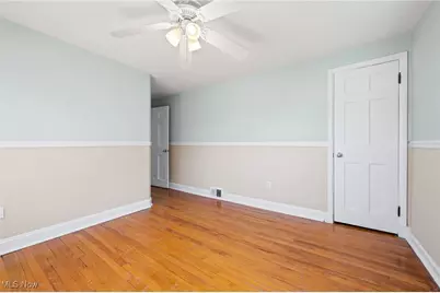 21000 Priday Avenue, Euclid, OH 44123 - Photo 17