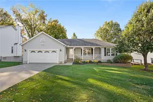 1530 Pilgrim Dr, Stow, OH 44224 - Photo 1