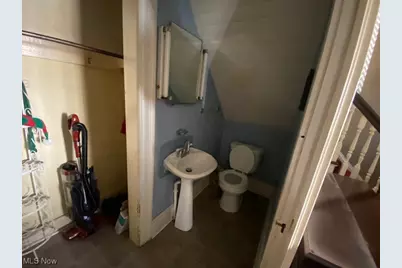 713 Main Street, Toronto, OH 43964 - Photo 7