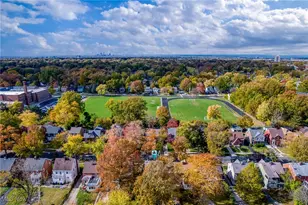 1027 Pennfield Rd, Loveland, OH 44121 - Photo 9