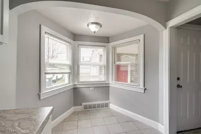 1023 Wertz Avenue SW, Canton, OH 44710 - Photo 7