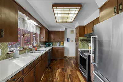 2084 Hazel Street NE, Hartville, OH 44632 - Photo 11