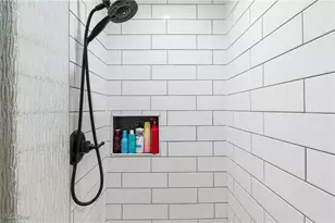 2084 Hazel St NE, Hartville, OH 44632 - Photo 19