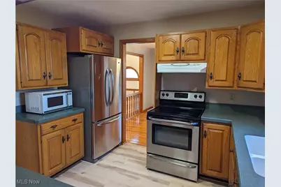 13807 Equestrian Drive, Burton, OH 44021 - Photo 11