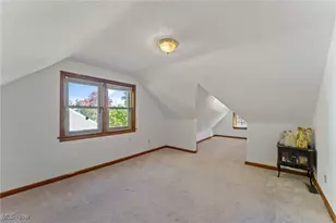 576 Breetz Dr, Campbell, OH 44405 - Photo 23