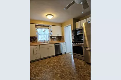 13616 Oakview Boulevard, Loveland, OH 44125 - Photo 15