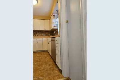 13616 Oakview Boulevard, Loveland, OH 44125 - Photo 13