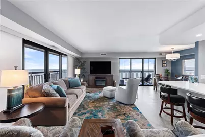 12550 Lake Avenue #1512, Oakwood, OH 44107 - Photo 5