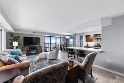 12550 Lake Avenue #1512, Oakwood, OH 44107 - Photo 9