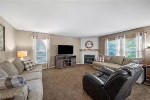 4900 Salton Dr, Brunswick, OH 44212 - Photo 9