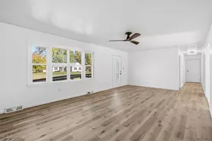 4866 Lovers Ln, Ravenna, OH 44266 - Photo 11