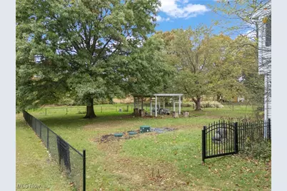 8459 Whitmer Avenue NE, Canton, OH 44721 - Photo 7