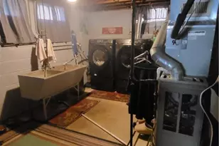 25401 Farringdon Ave, Euclid, OH 44132 - Photo 21