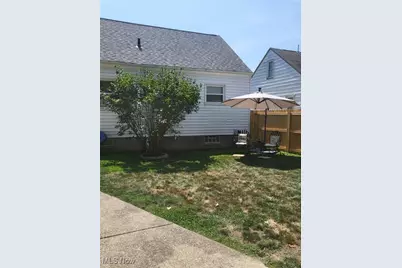 25401 Farringdon Avenue, Euclid, OH 44132 - Photo 25