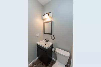 2035 Chesterland Avenue, Oakwood, OH 44107 - Photo 33