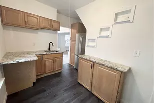 2035 Chesterland Ave, Oakwood, OH 44107 - Photo 31