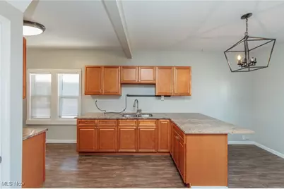 2035 Chesterland Avenue, Oakwood, OH 44107 - Photo 17