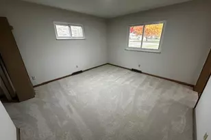 6399 Tanglewood Ln, Green Hills, OH 44131 - Photo 13