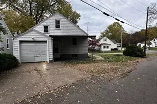 1806 Ferndale Rd NW, Canton, OH 44709 - Photo 3