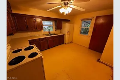 1806 Ferndale Road NW, Canton, OH 44709 - Photo 11