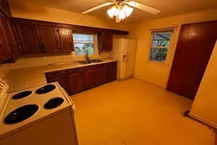 1806 Ferndale Rd NW, Canton, OH 44709 - Photo 11