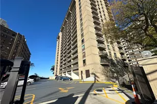 12500 Edgewater Dr, Oakwood, OH 44107 - Photo 1