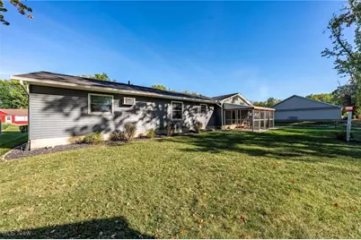 630 Treadway Boulevard, Sheffield Lake, OH 44054 - Photo 9