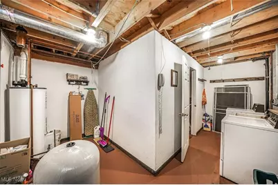 4902 Leslie Road, Rock Creek, OH 44084 - Photo 19