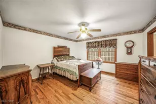 4902 Leslie Rd, Rock Creek, OH 44084 - Photo 9