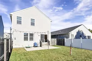 4513 Vineyard Dr, Lorain, OH 44053 - Photo 3