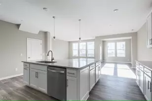 950-3 Memory Ln, Aurora, OH 44202 - Photo 3