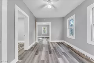 2115 W 96th St, Loveland, OH 44102 - Photo 9