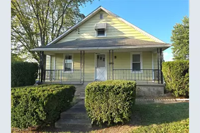 137 E King Street, Zanesville, OH 43701 - Photo 1
