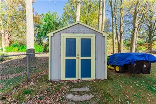 223 Parsons Dr, Avon Lake, OH 44012 - Photo 37