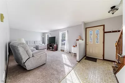 223 Parsons Drive, Avon Lake, OH 44012 - Photo 3