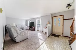 223 Parsons Dr, Avon Lake, OH 44012 - Photo 3