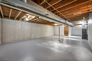 2364 E 59th St, Loveland, OH 44104 - Photo 31