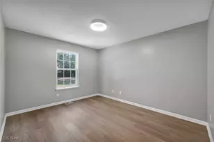 2364 E 59th St, Loveland, OH 44104 - Photo 21