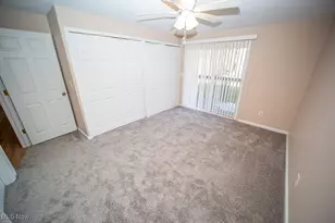 6215 Hidden Creek Dr, Lorain, OH 44053 - Photo 7