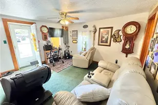 1693 Elfleda St, Lorain, OH 44055 - Photo 3