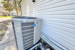 1693 Elfleda St, Lorain, OH 44055 - Photo 21