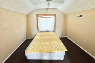 1693 Elfleda St, Lorain, OH 44055 - Photo 33