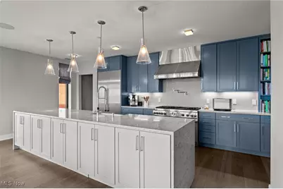 2044 Random Road #301, Loveland, OH 44106 - Photo 15