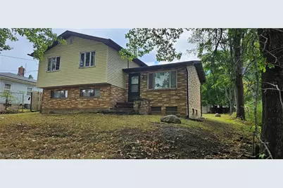 1302 East Avenue, Akron, OH 44307 - Photo 1