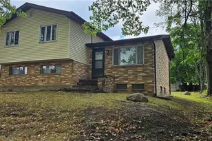 1302 East Ave, Akron, OH 44307 - Photo 1