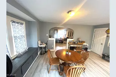 317 Illinois Avenue, Lorain, OH 44052 - Photo 3
