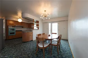 163 N 15th St, Weirton, WV 26062 - Photo 23