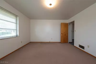 163 N 15th Street, Weirton, WV 26062 - Photo 17